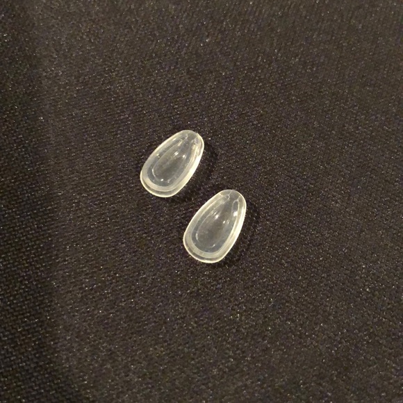 Oakley Nosepads - Replacements - Picture 4 of 4